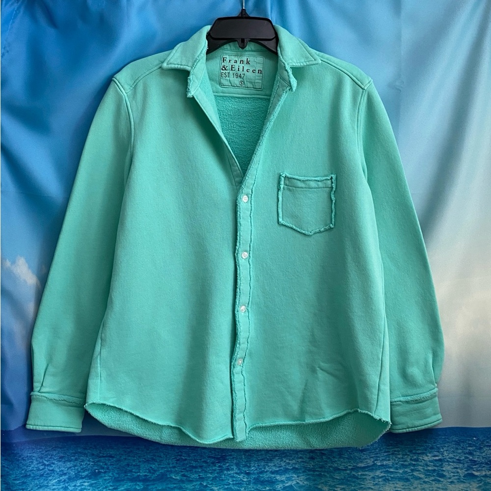 Frank & Eileen Eileen Button-Up Shirt TRIPLE FLEECE Size: S Spearmint - Picture 3 of 15
